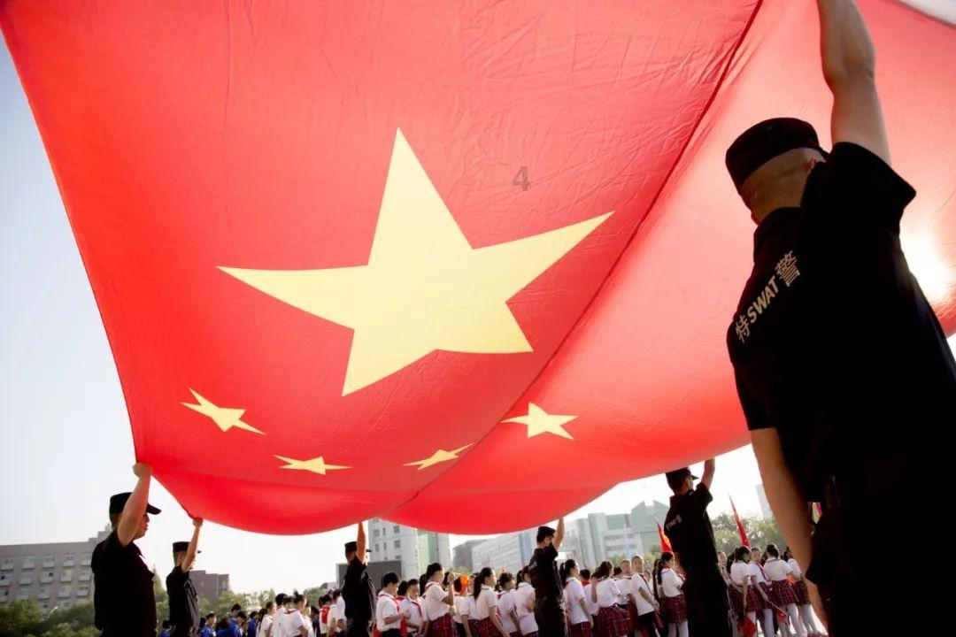 二战结束后，对纳粹战犯的审判，促进树立重要的判例