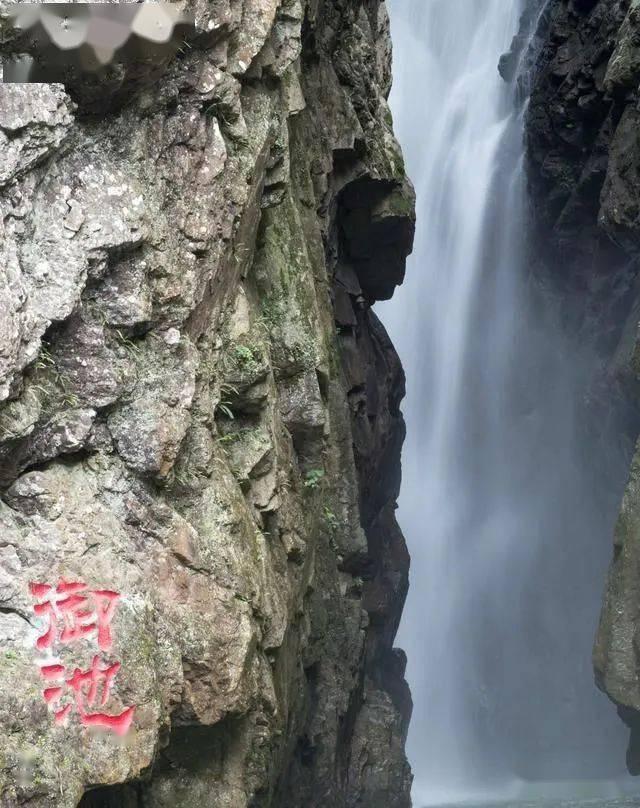 你们老婆都会问你今天袜子洗不洗吗？游戏画面